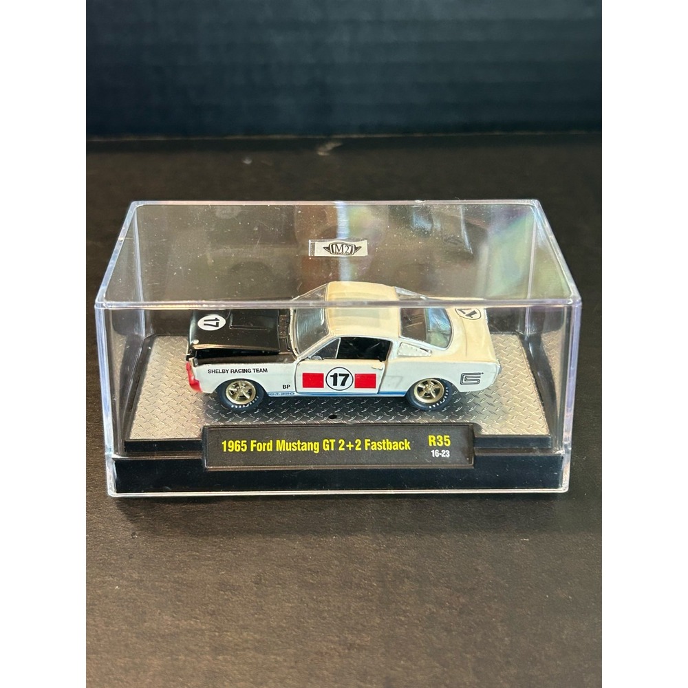 M2 Machines 1/64 1965 Ford Mustang GT 2+2 Fastback